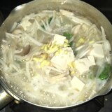 サムゲタンの素でほっこり温まる野菜豆腐煮